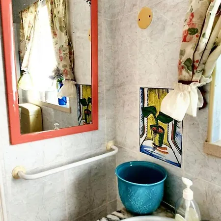 דירה Comfortable In With Shared Pool 30 M² נאזרה